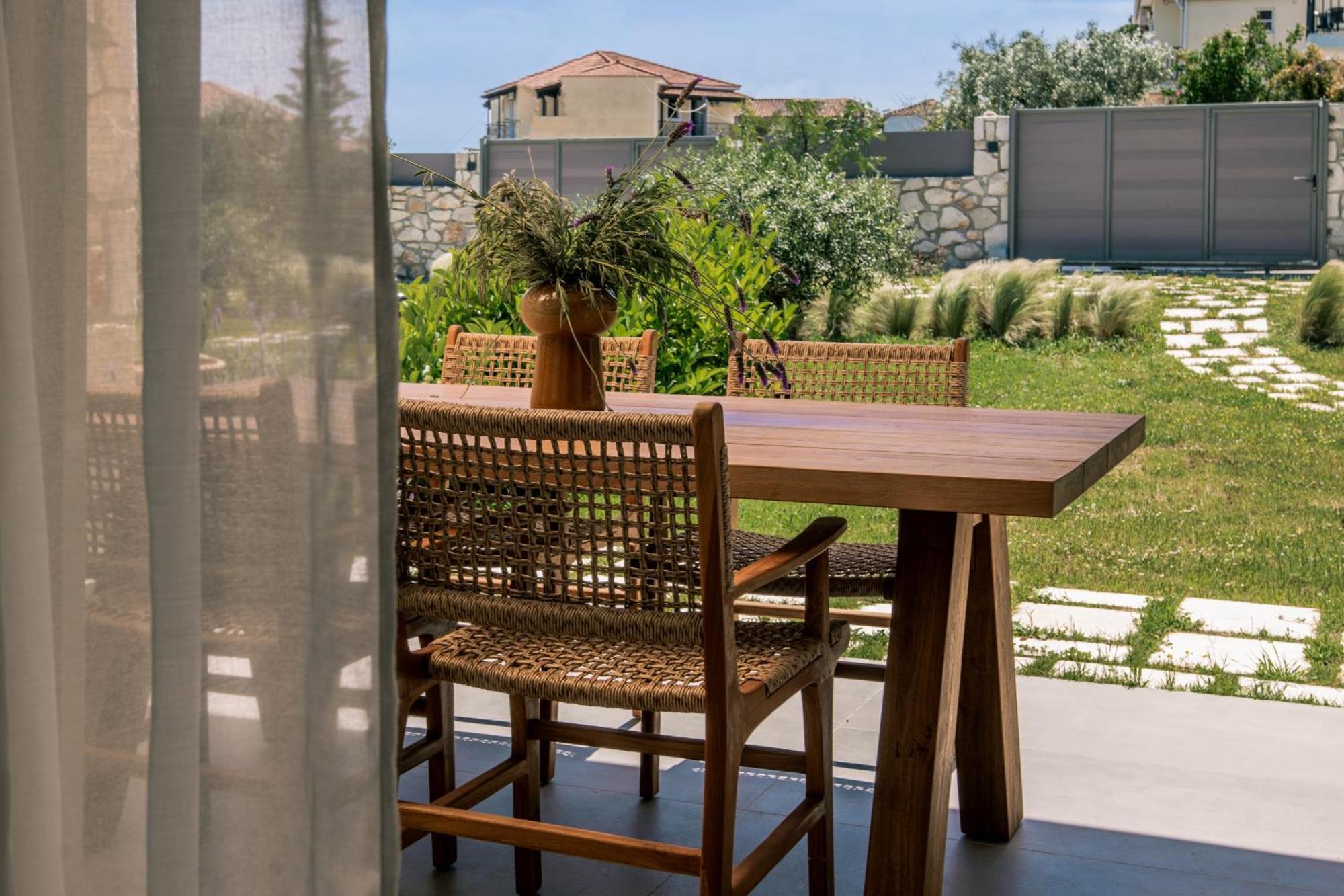 Arignote Suites Laganas Exteriör bild