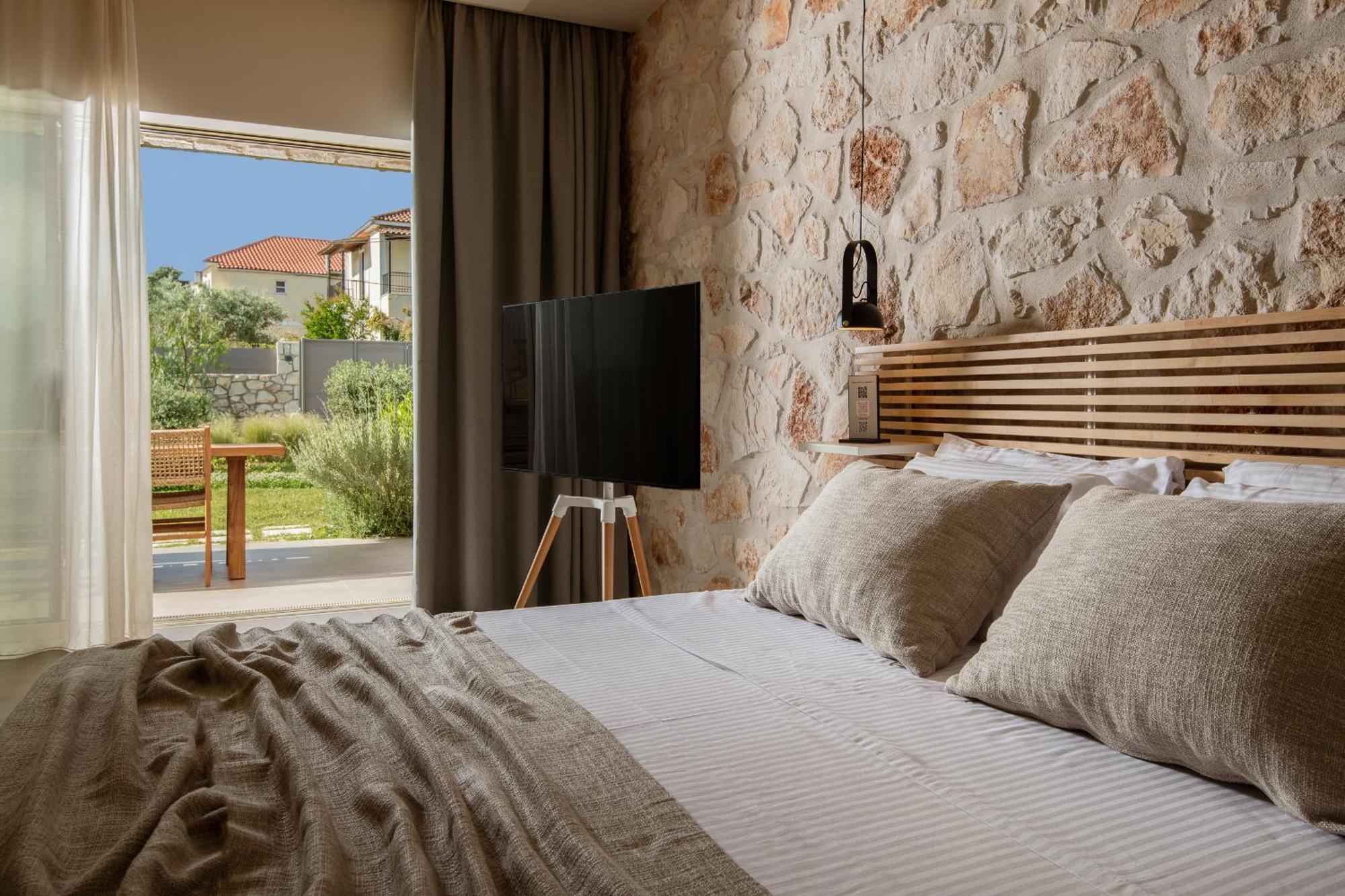 Arignote Suites Laganas Exteriör bild